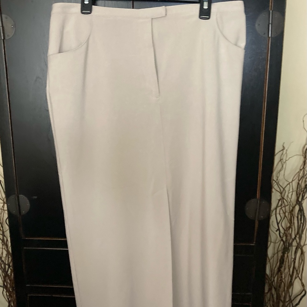 Liz Sport Petite 16 Beige Skirt